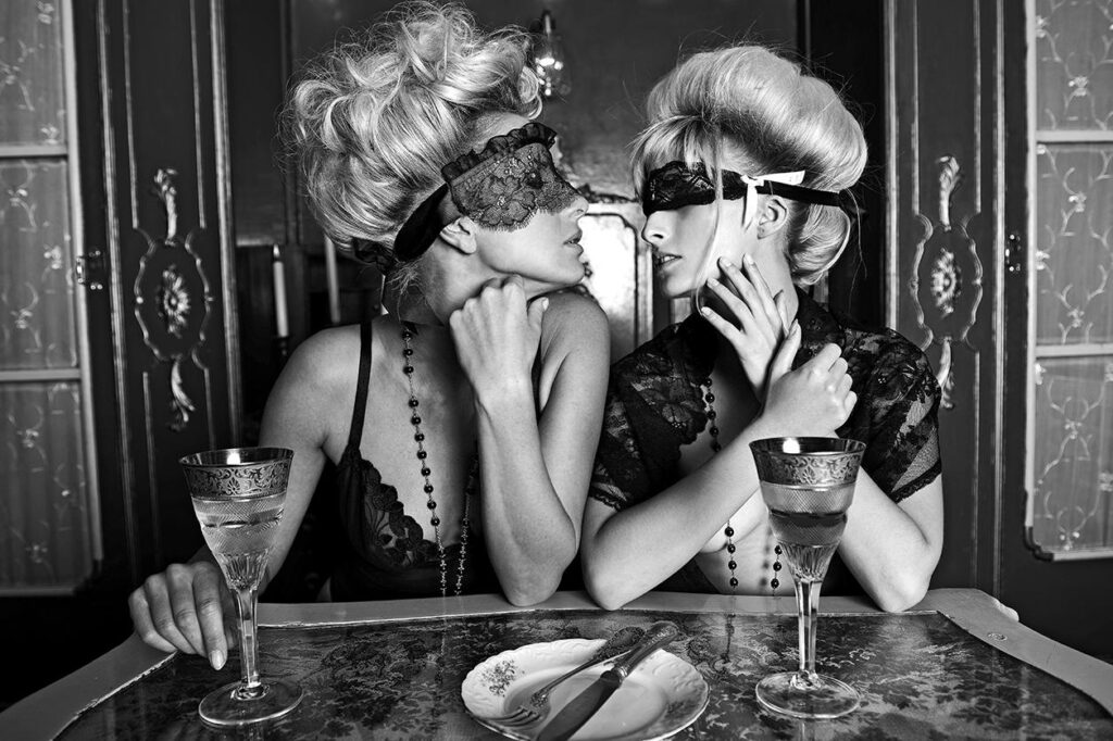 Sexy wall art van vrouwen in lingerie