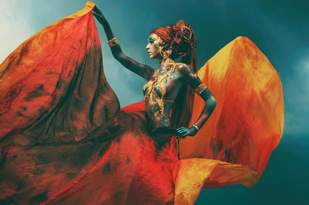 Artistieke wandecoratie van mooie fantasy vrouw